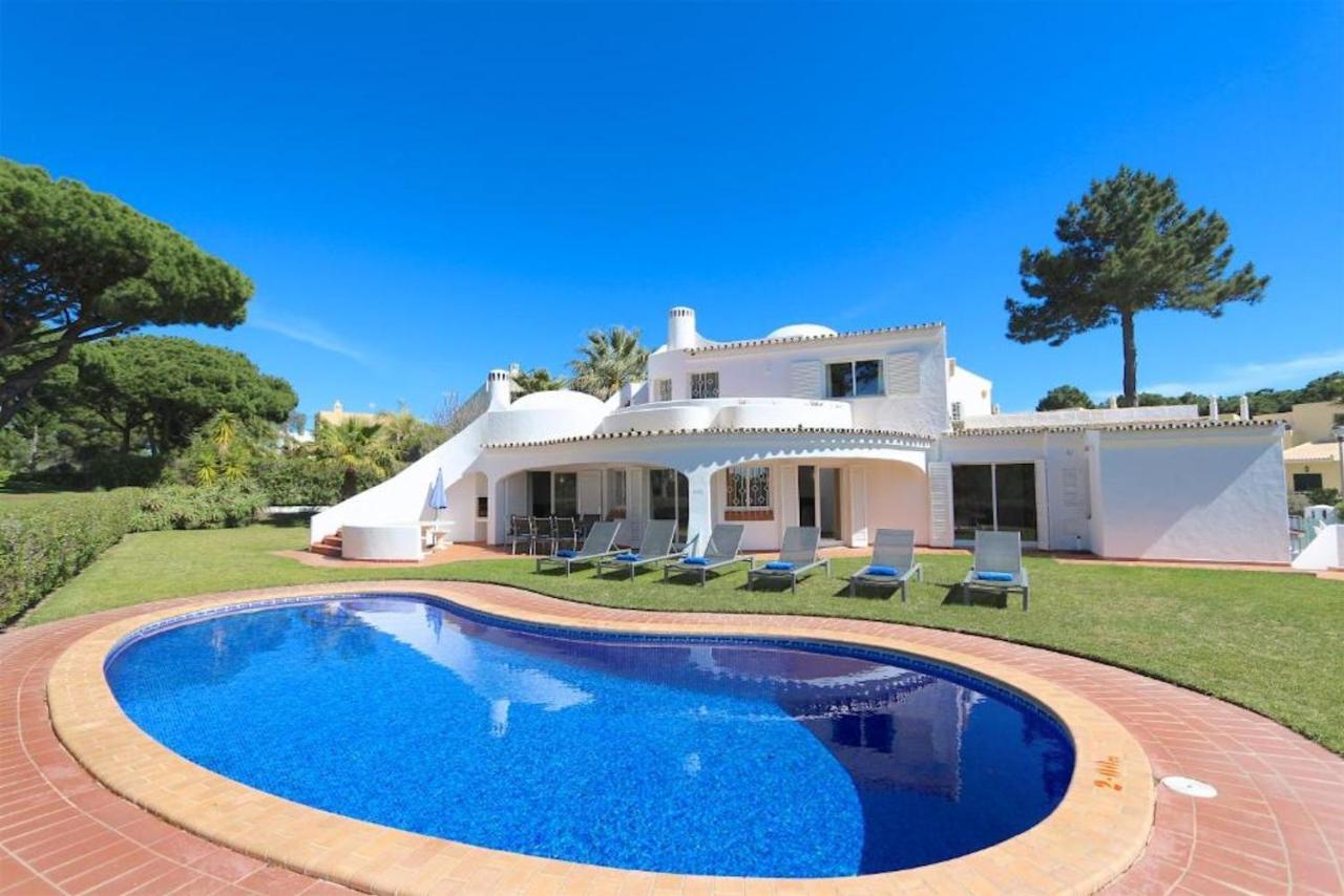 Traditional Portuguese Villa 5 Bedrooms Villa Girassol Prime Location Close To Restaurants Bars Vilamoura Quarteira Esterno foto