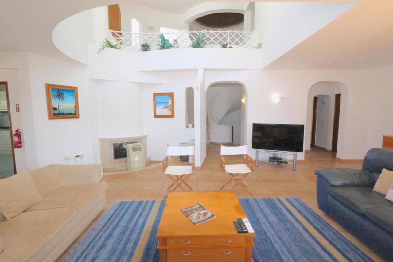 Traditional Portuguese Villa 5 Bedrooms Villa Girassol Prime Location Close To Restaurants Bars Vilamoura Quarteira Esterno foto